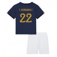 Otroški Nogometni dresi Francija Theo Hernandez #22 Domači SP 2022 Kratek Rokav (+ Kratke hlače)